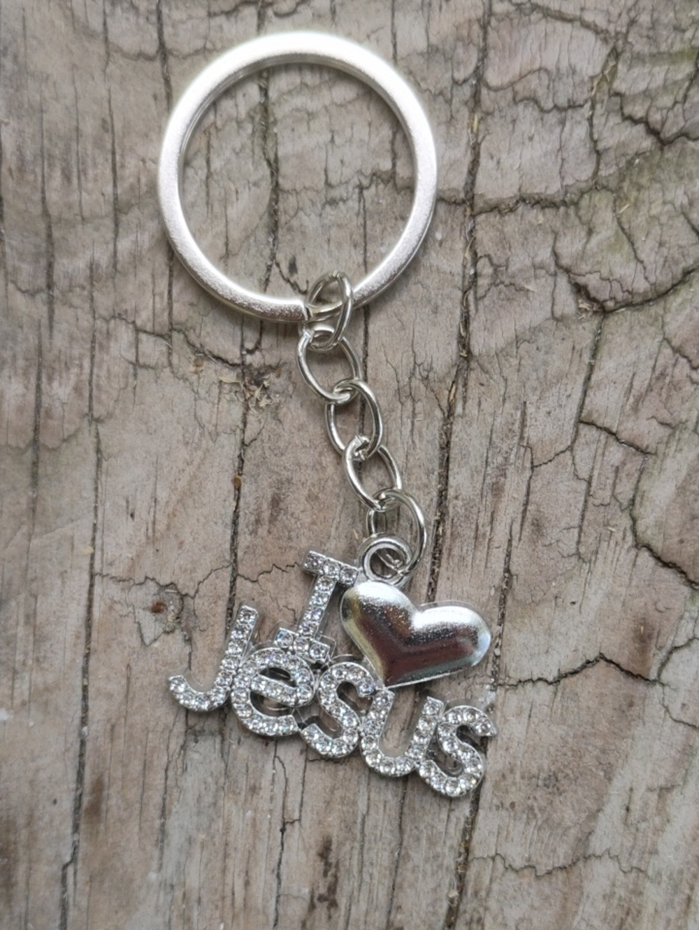 Silvertone I love Jesus keychain